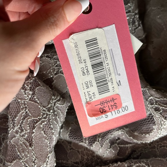 Chelsea and Violet sparkly long sleeve dress size medium NWT - Picture 7 of 7